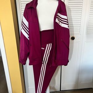 Adidas Aeroready Women’s Plus 4X track jogger set 🔥 Berry/purple and white